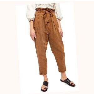 Free People || Margate Paperbag Waist Tapered Leg Khaki Pants Size M